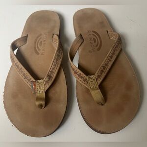 Rainbow Women’s Sandals Small 5.5-6.5